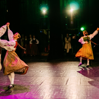 Dancim 70 Latvijas Nacionālajā operā - Foto Anna Zvejniece un Jurģis Rikveilis