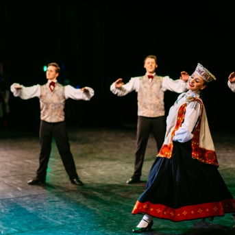 Dancim 70 Latvijas Nacionālajā operā - Foto Anna Zvejniece un Jurģis Rikveilis