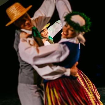 Dancim 70 Latvijas Nacionālajā operā - Foto Anna Zvejniece un Jurģis Rikveilis