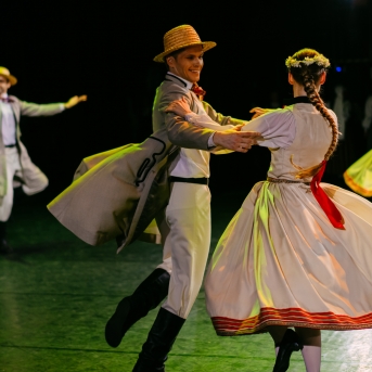 Dancim 70 Latvijas Nacionālajā operā - Foto Anna Zvejniece un Jurģis Rikveilis