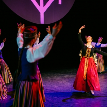 Dancim 70 Latvijas Nacionālajā operā - Foto Anna Zvejniece un Jurģis Rikveilis