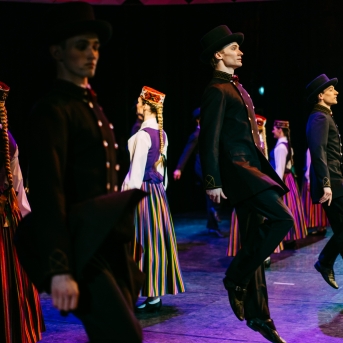 Dancim 70 Latvijas Nacionālajā operā - Foto Anna Zvejniece un Jurģis Rikveilis