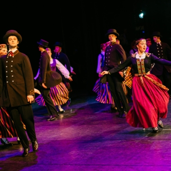 Dancim 70 Latvijas Nacionālajā operā - Foto Anna Zvejniece un Jurģis Rikveilis