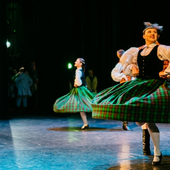 Dancim 70 Latvijas Nacionālajā operā - Foto Anna Zvejniece un Jurģis Rikveilis