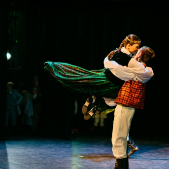 Dancim 70 Latvijas Nacionālajā operā - Foto Anna Zvejniece un Jurģis Rikveilis