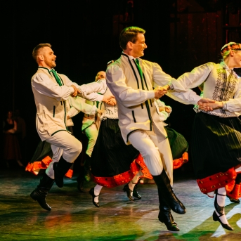 Dancim 70 Latvijas Nacionālajā operā - Foto Anna Zvejniece un Jurģis Rikveilis