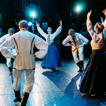 Dancim 70 Latvijas Nacionālajā operā - Foto Anna Zvejniece un Jurģis Rikveilis