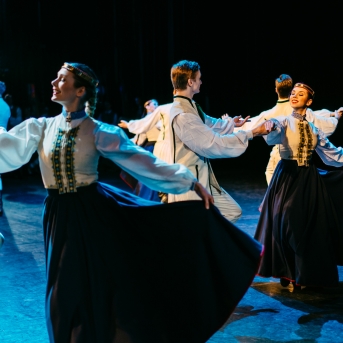 Dancim 70 Latvijas Nacionālajā operā - Foto Anna Zvejniece un Jurģis Rikveilis