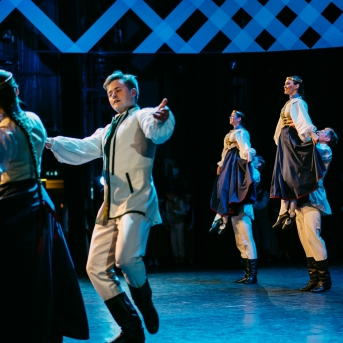 Dancim 70 Latvijas Nacionālajā operā - Foto Anna Zvejniece un Jurģis Rikveilis