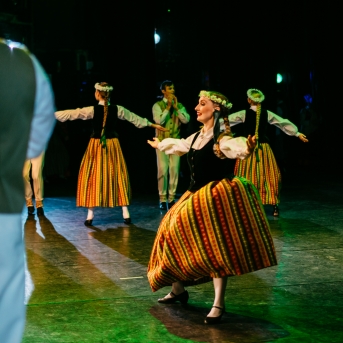 Dancim 70 Latvijas Nacionālajā operā - Foto Anna Zvejniece un Jurģis Rikveilis