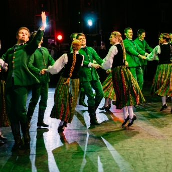 Dancim 70 Latvijas Nacionālajā operā - Foto Anna Zvejniece un Jurģis Rikveilis