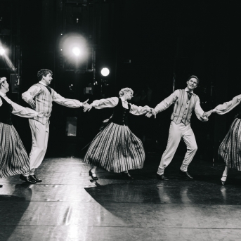 Dancim 70 Latvijas Nacionālajā operā - Foto Anna Zvejniece un Jurģis Rikveilis