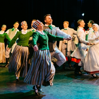 Dancim 70 Latvijas Nacionālajā operā - Foto Anna Zvejniece un Jurģis Rikveilis