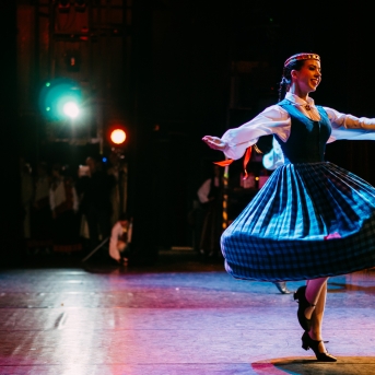 Dancim 70 Latvijas Nacionālajā operā - Foto Anna Zvejniece un Jurģis Rikveilis