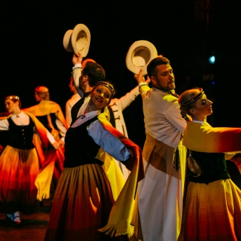 Dancim 70 Latvijas Nacionālajā operā - Foto Anna Zvejniece un Jurģis Rikveilis