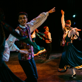 Dancim 70 Latvijas Nacionālajā operā - Foto Anna Zvejniece un Jurģis Rikveilis