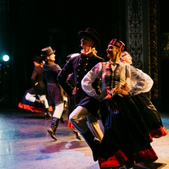 Dancim 70 Latvijas Nacionālajā operā - Foto Anna Zvejniece un Jurģis Rikveilis