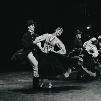 Dancim 70 Latvijas Nacionālajā operā - Foto Anna Zvejniece un Jurģis Rikveilis