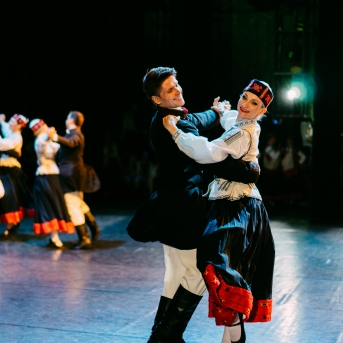 Dancim 70 Latvijas Nacionālajā operā - Foto Anna Zvejniece un Jurģis Rikveilis