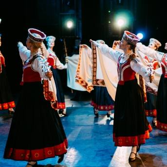 Dancim 70 Latvijas Nacionālajā operā - Foto Anna Zvejniece un Jurģis Rikveilis