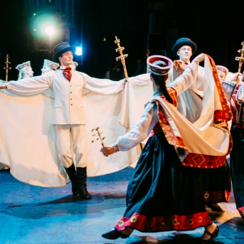 Dancim 70 Latvijas Nacionālajā operā - Foto Anna Zvejniece un Jurģis Rikveilis