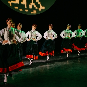 Dancim 70 Latvijas Nacionālajā operā - Foto Anna Zvejniece un Jurģis Rikveilis