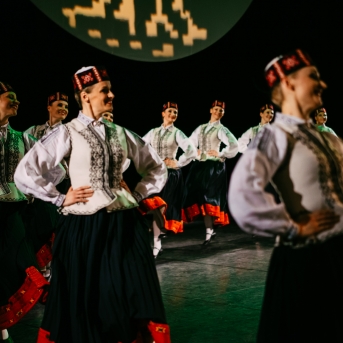 Dancim 70 Latvijas Nacionālajā operā - Foto Anna Zvejniece un Jurģis Rikveilis