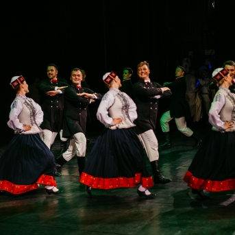 Dancim 70 Latvijas Nacionālajā operā - Foto Anna Zvejniece un Jurģis Rikveilis