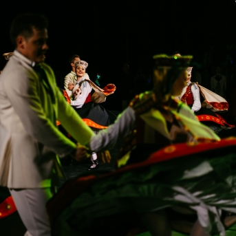 Dancim 70 Latvijas Nacionālajā operā - Foto Anna Zvejniece un Jurģis Rikveilis