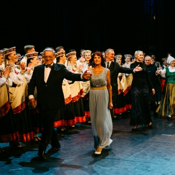 Dancim 70 Latvijas Nacionālajā operā - Foto Anna Zvejniece un Jurģis Rikveilis