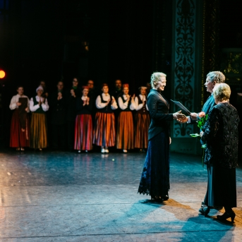 Dancim 70 Latvijas Nacionālajā operā - Foto Anna Zvejniece un Jurģis Rikveilis