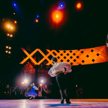 Dancim 70 Latvijas Nacionālajā operā - Foto Anna Zvejniece un Jurģis Rikveilis