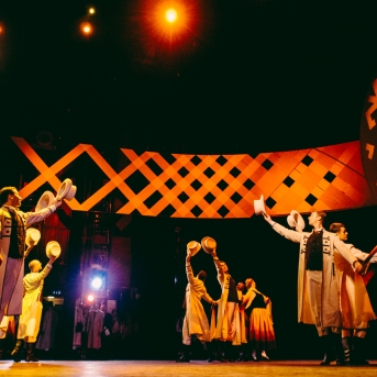 Dancim 70 Latvijas Nacionālajā operā - Foto Anna Zvejniece un Jurģis Rikveilis