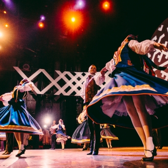 Dancim 70 Latvijas Nacionālajā operā - Foto Anna Zvejniece un Jurģis Rikveilis