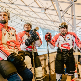 Dancis vs Vektors - draudzīgais hokeja duelis - Foto Jurģis Rikveilis