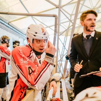 Dancis vs Vektors - draudzīgais hokeja duelis - Foto Jurģis Rikveilis