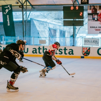 Dancis vs Vektors - draudzīgais hokeja duelis - Foto Jurģis Rikveilis