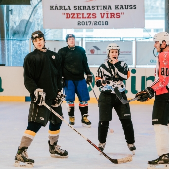 Dancis vs Vektors - draudzīgais hokeja duelis - Foto Jurģis Rikveilis