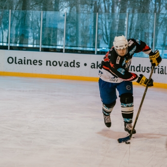 Dancis vs Vektors - draudzīgais hokeja duelis - Foto Jurģis Rikveilis