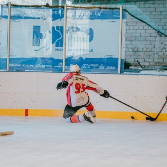 Dancis vs Vektors - draudzīgais hokeja duelis - Foto Jurģis Rikveilis