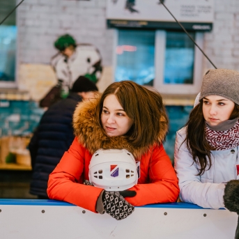 Dancis vs Vektors - draudzīgais hokeja duelis - Foto Jurģis Rikveilis