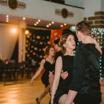 Gada balle „Danča modes - No klasikas līdz avangardam“ - Foto Anna Zvejniece