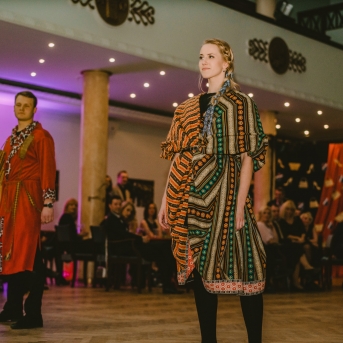 Gada balle „Danča modes - No klasikas līdz avangardam“ - Foto Anna Zvejniece