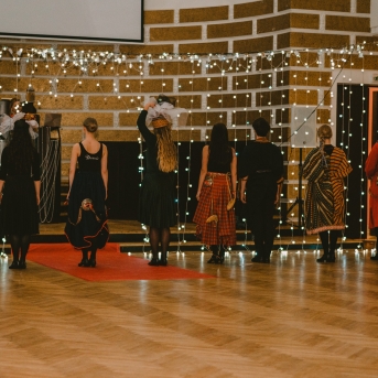 Gada balle „Danča modes - No klasikas līdz avangardam“ - Foto Anna Zvejniece