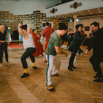 Gada balle „Danča modes - No klasikas līdz avangardam“ - Foto Anna Zvejniece