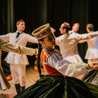 „Ceļā uz Deju svētkiem“ CATA kultūras namā, Cēsīs - Foto Jurģis Rikveilis, Reinis Bērze, Kārlis Lācis