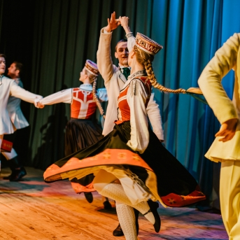 „Ceļā uz Deju svētkiem“ CATA kultūras namā, Cēsīs - Foto Jurģis Rikveilis, Reinis Bērze, Kārlis Lācis