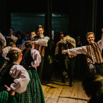 „Ceļā uz Deju svētkiem“ CATA kultūras namā, Cēsīs - Foto Jurģis Rikveilis, Reinis Bērze, Kārlis Lācis