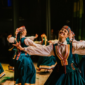 „Ceļā uz Deju svētkiem“ CATA kultūras namā, Cēsīs - Foto Jurģis Rikveilis, Reinis Bērze, Kārlis Lācis