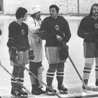 Lielajam hokejam 40 - 